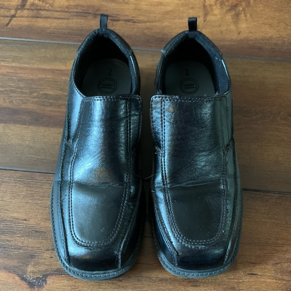 Wonder Nation kids size 2 black dress shoes